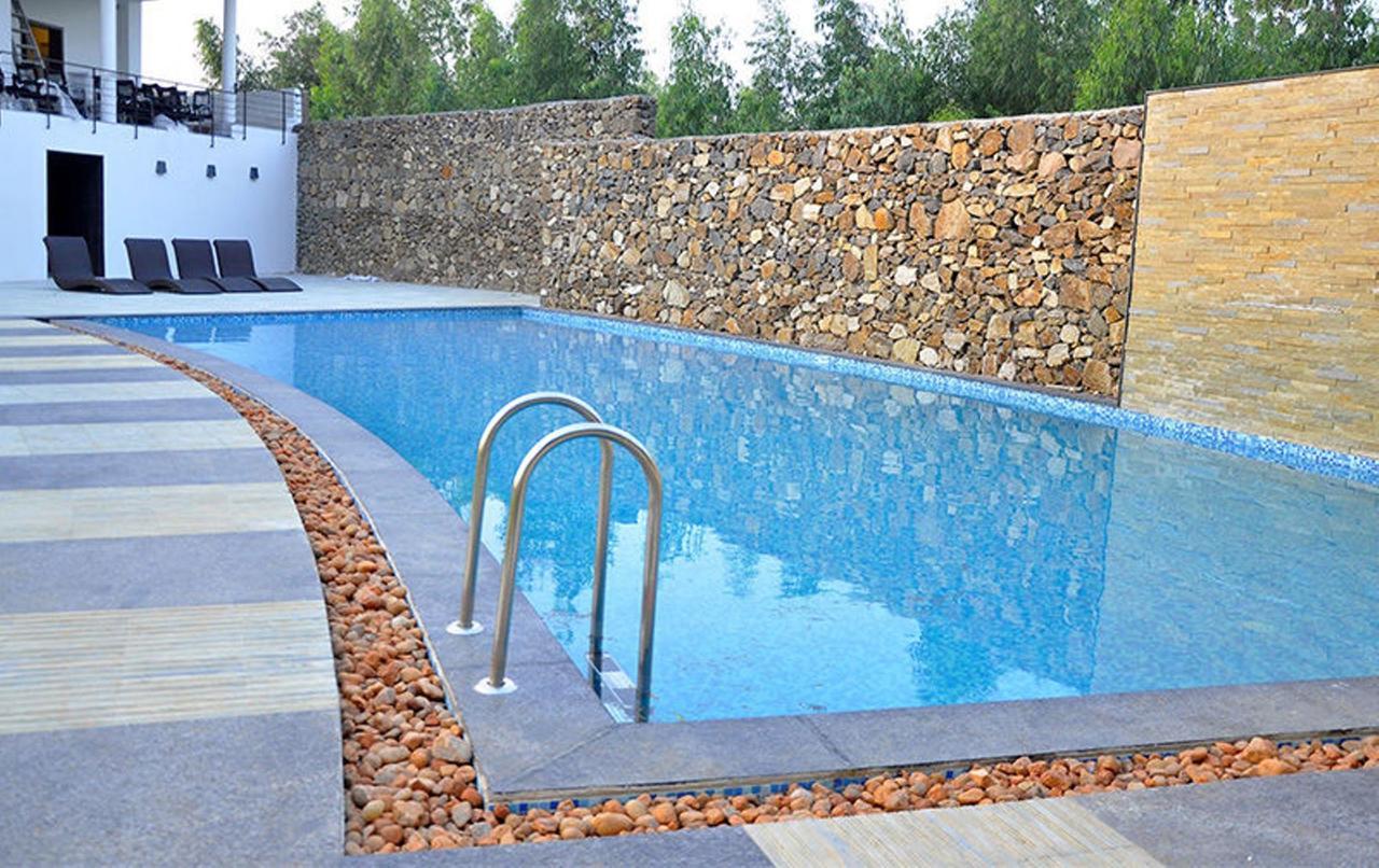 Anora Beach Resort Mahabalipuram Kūvattūr Extérieur photo