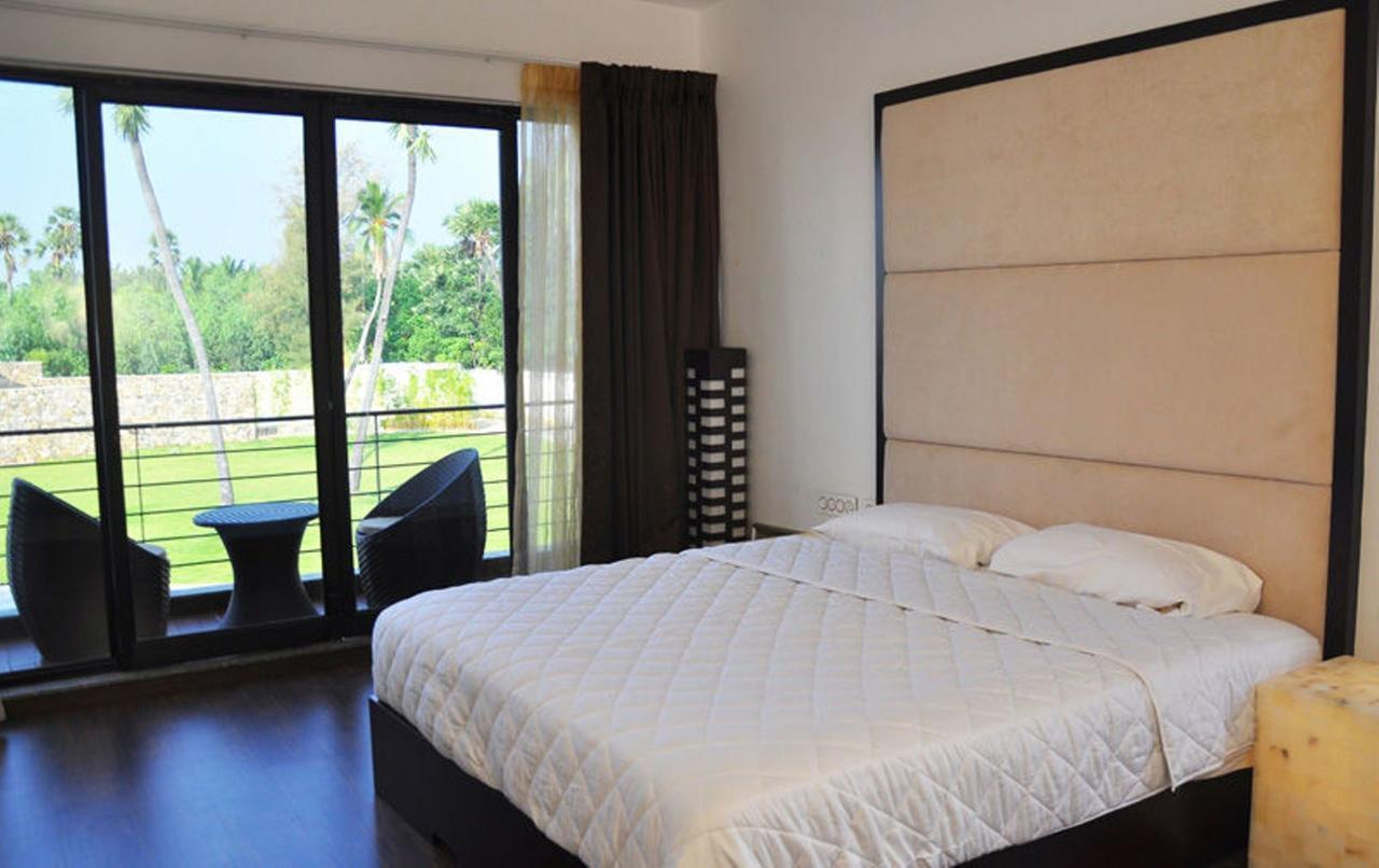 Anora Beach Resort Mahabalipuram Kūvattūr Extérieur photo